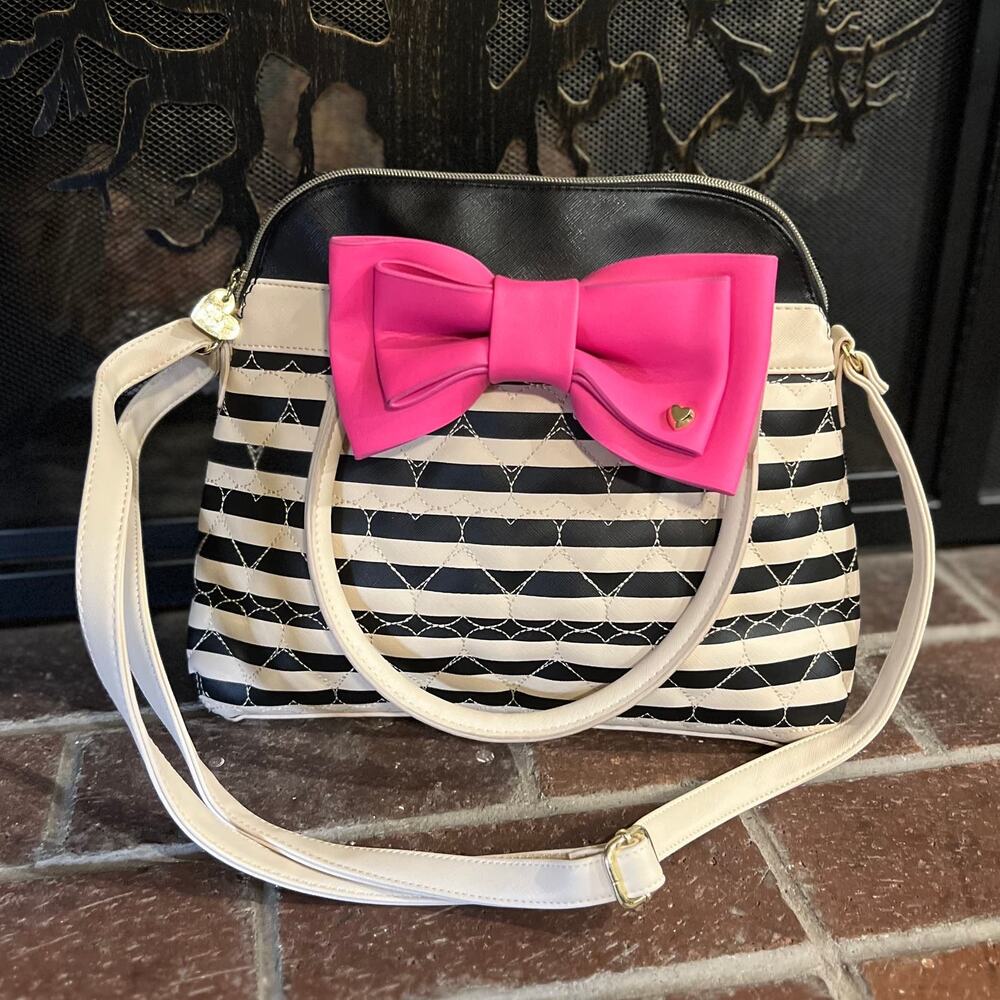 Betsey Johnson NWT Striped and Hearts Marilyn Satchel
